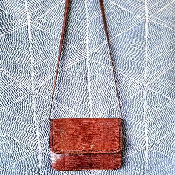 Vintage Bonwit Teller Elegant Brown Croc Leather Shoulder Bag - Picture 2 of 10